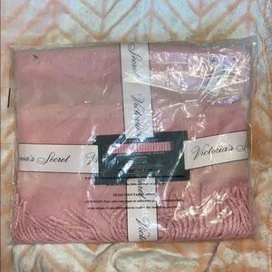 Victoria secret scarf